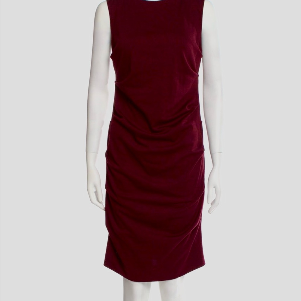 Nicole Miller luxe rich burgundy sleeveless ruched stretch dress